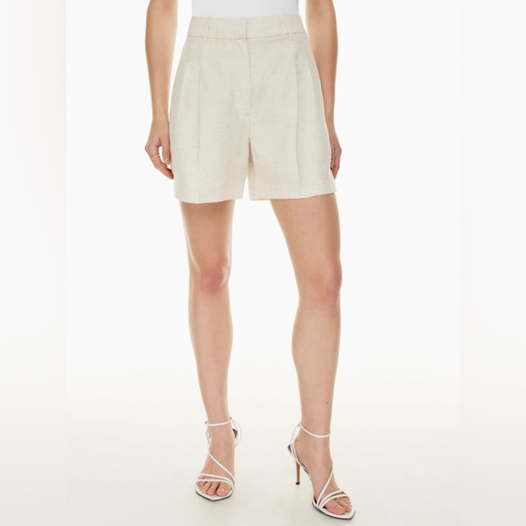 Aritzia Wilfred Natural Ecru Mid-Thigh The Effortless Linen 5" Shorts - Picture 3 of 7